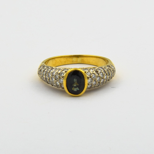 Ring aus 750 Gelb- und Weißgold mit Saphir und Diamant, hochwertiger second hand Schmuck perfekt aufgearbeitet