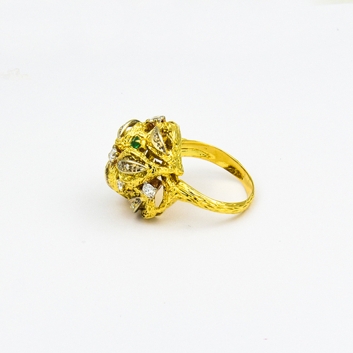 Ring aus 750 Gelb- und Weißgold mit Smaragd, Brillant und Diamant, nachhaltiger second hand Schmuck perfekt aufgearbeitet