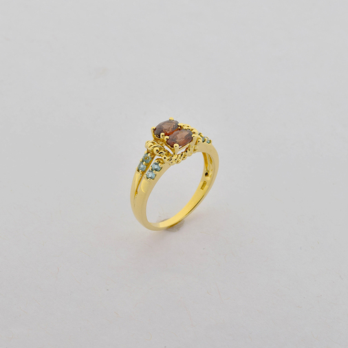 Ring aus 585 Gelbgold mit Zirkon und Topas, nachhaltiger second hand Schmuck perfekt aufgearbeitet