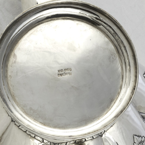 Kanne Deluxe aus 800 Silber, nachhaltiger second hand Schmuck perfekt aufgearbeitet