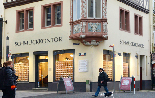 Aussenansicht Schmuckkontor Juwelier Koblenz - hochwertigen Schmuck & Uhren günstig kaufen